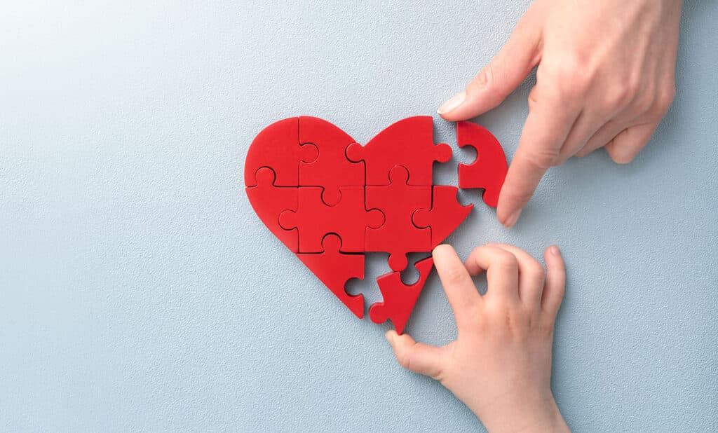 help concept heart puzzle